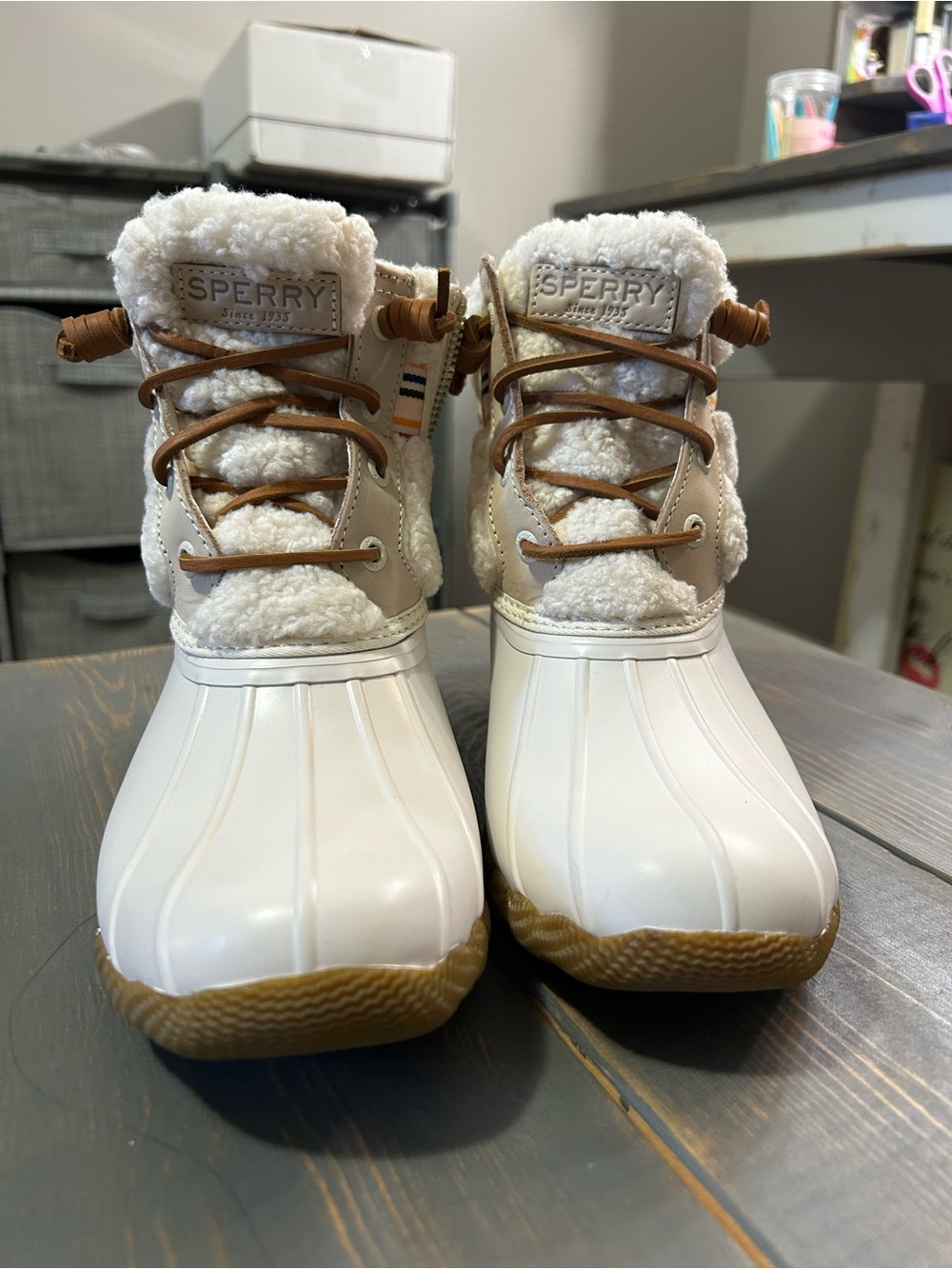 Sperry White & Tan Kids Sherpa Duck Boots